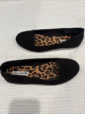 American Eagle Outfitters Black Slip-On Flats with Leopard Insole
Size 7